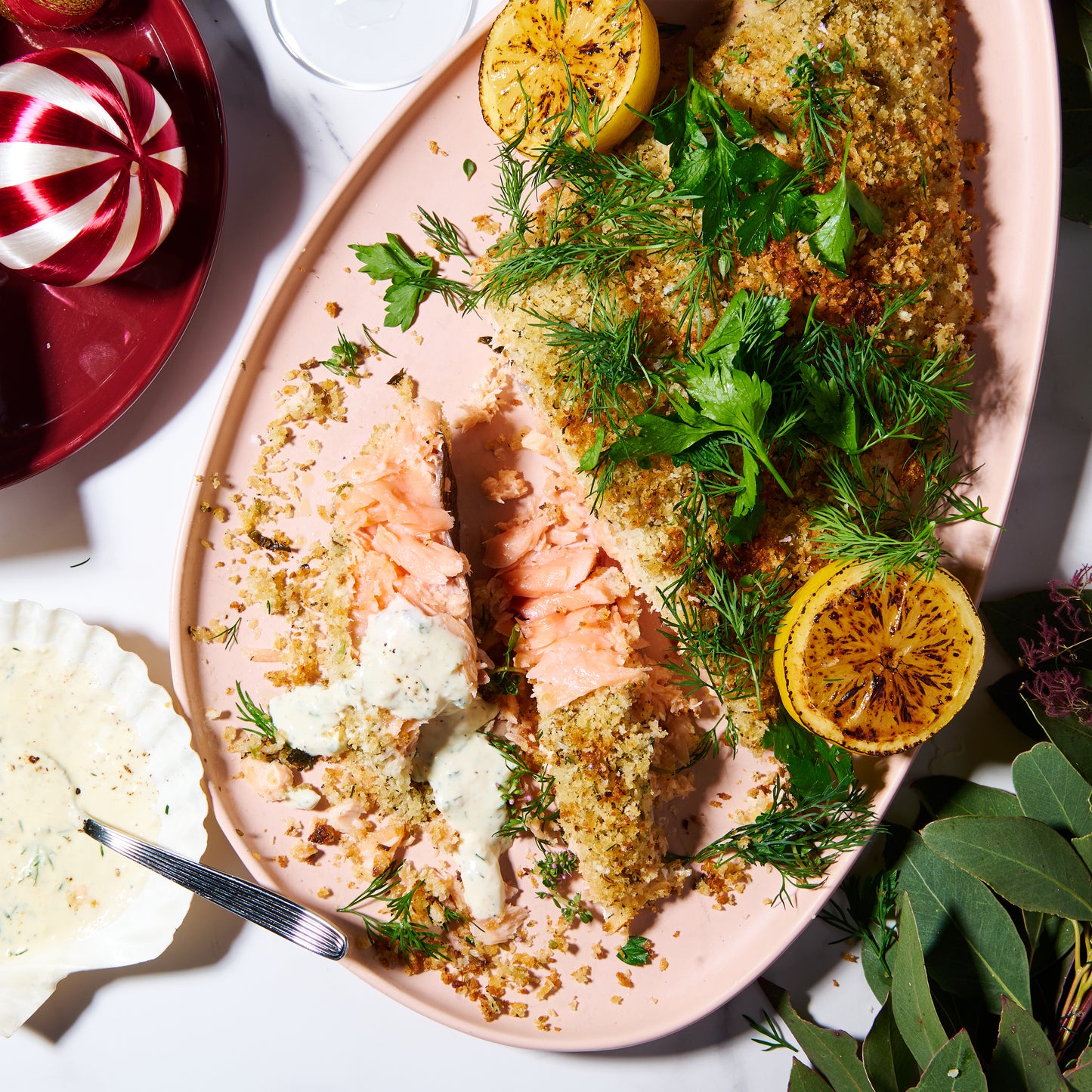 Fennel and herb-crusted salmon with horseradish-dill cream