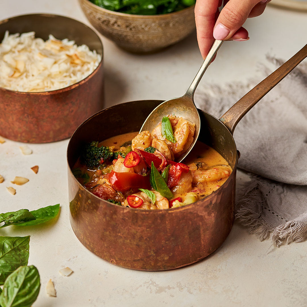 Coconut chilli prawns with Thai basil