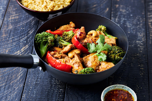 Chicken stir fry with ginger, honey and cashews recipe