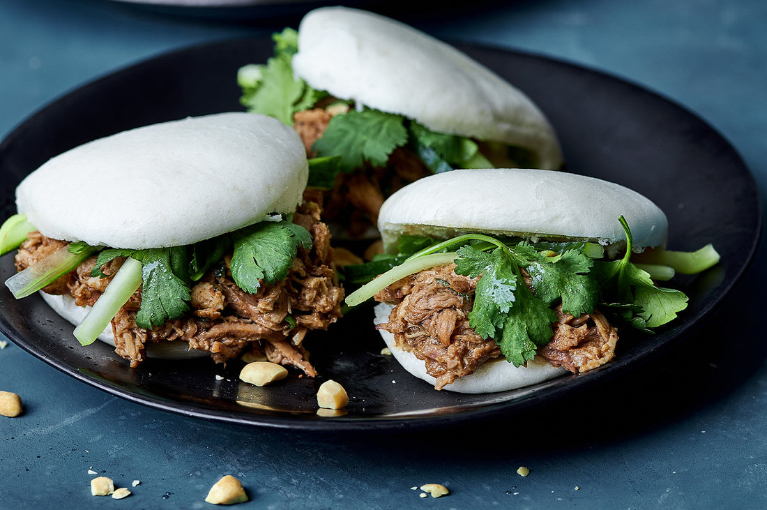 Bao buns with hoisin pulled pork recipe