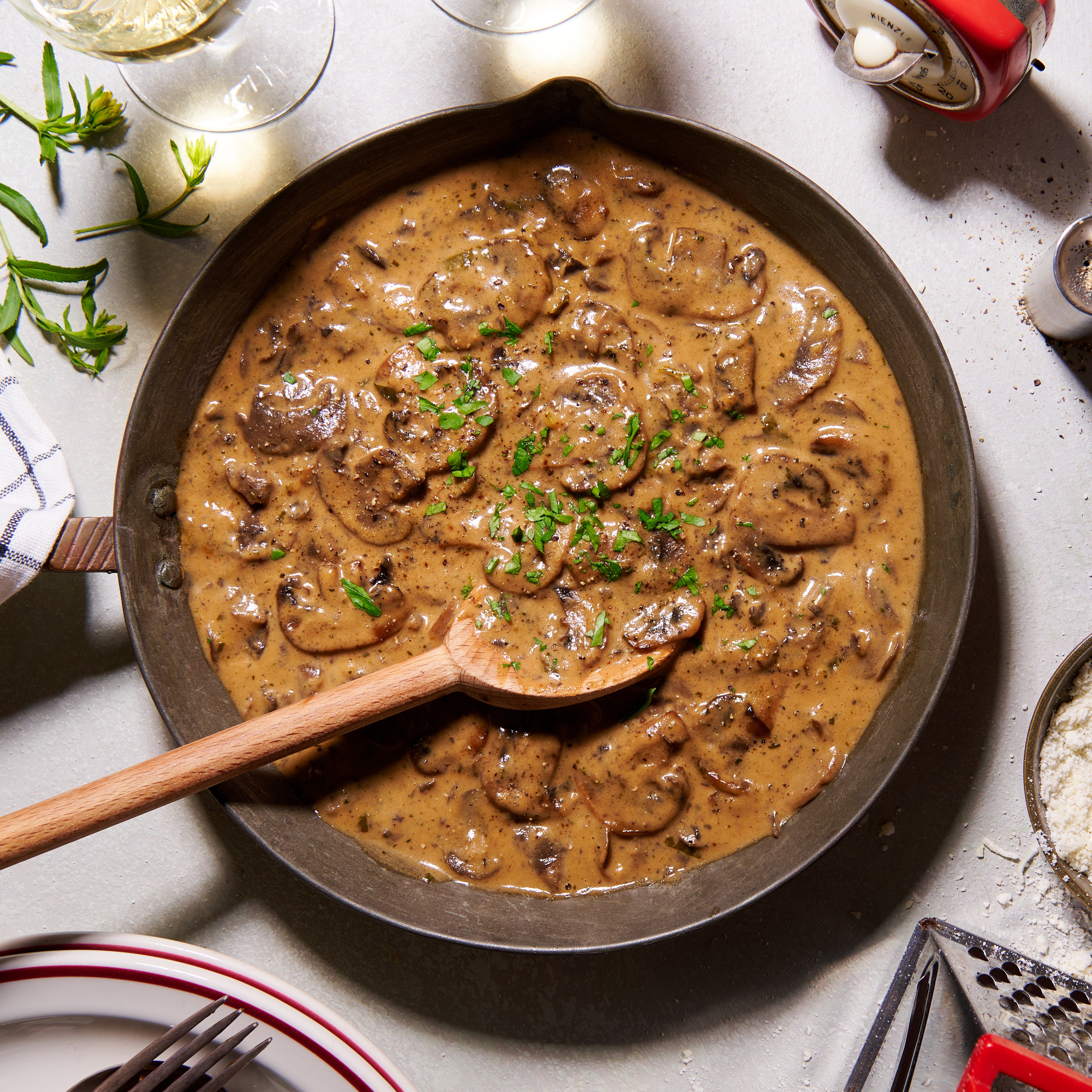 Mushroom and tarragon sauce for pasta in a pan