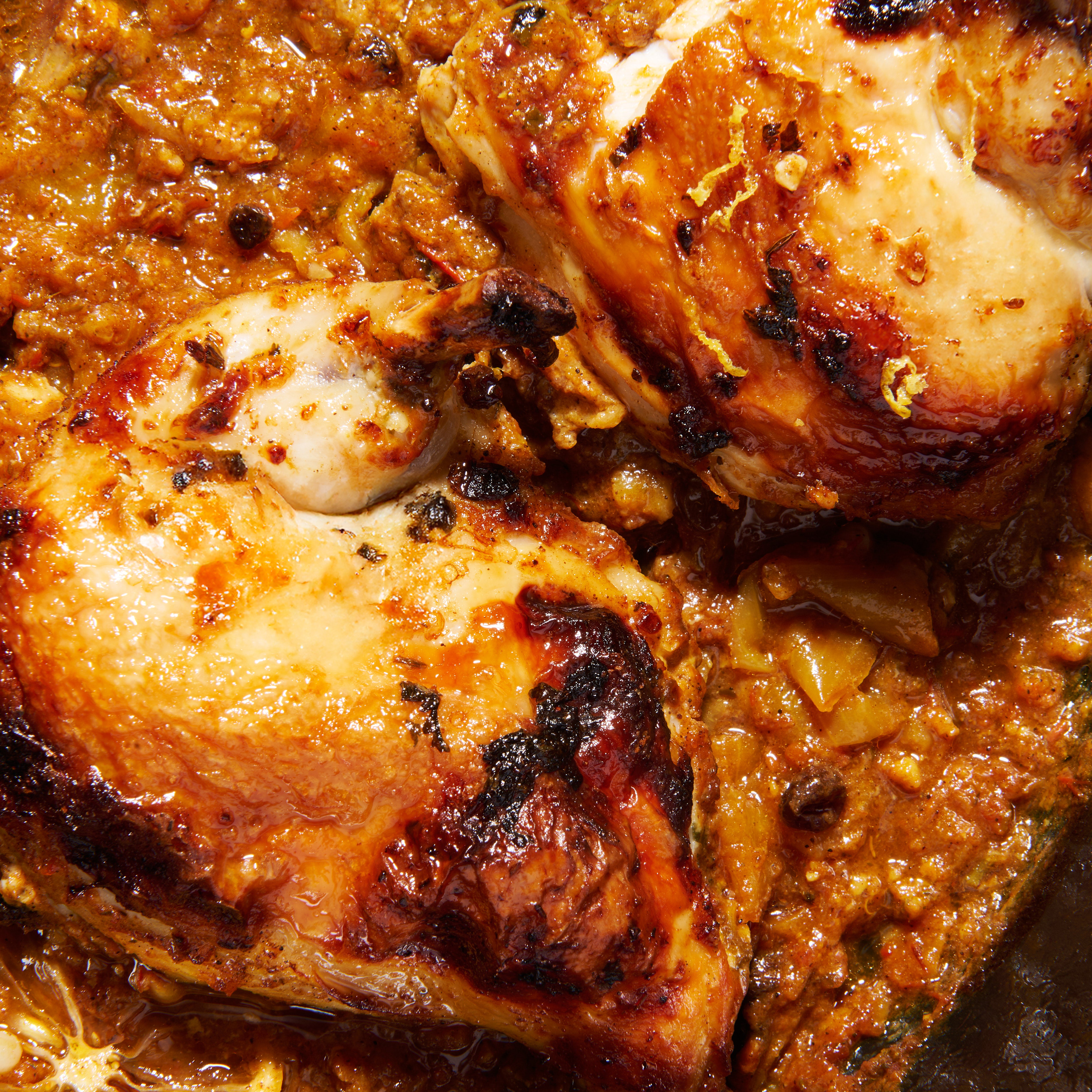 Syrian chicken with honey, lemon and ginger macro